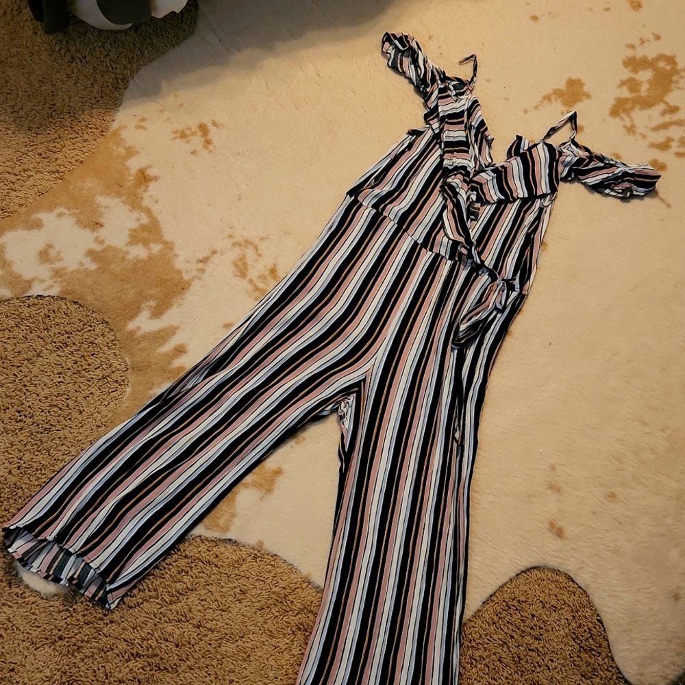 Xhilaration Romper Size M
